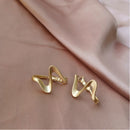 Advanced Matte Gold Lightning S Ear Buckle
